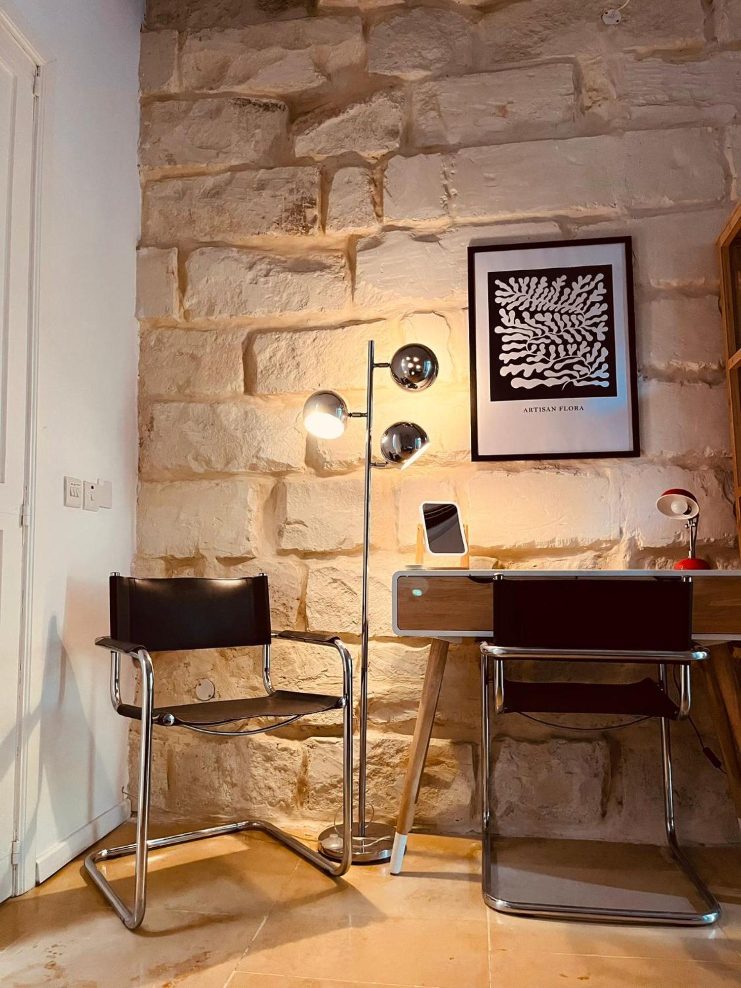 130, One Of A Kind - A Luxury Eclectic Home Tarxien Exterior foto